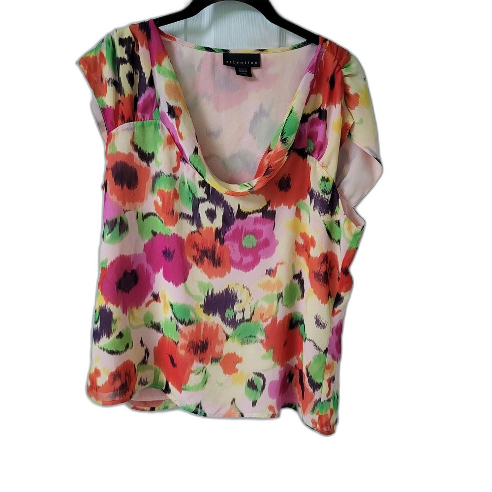 2/$30 Colorful Top / Blouse Size Large